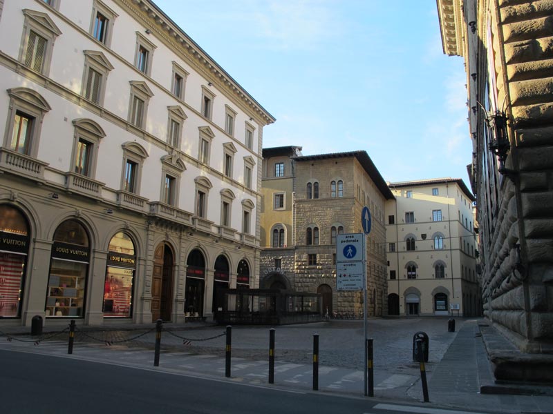 Via degli Strozzi - Firenze